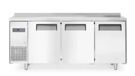 Třídveřový chladicí stůl Kitchen Line HENDI 233382 (mm) Zlevněný