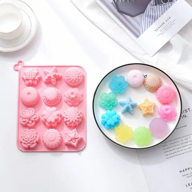 Silikonová forma na bonbony květy 3,5x3cm - Cakesicq Super Cena