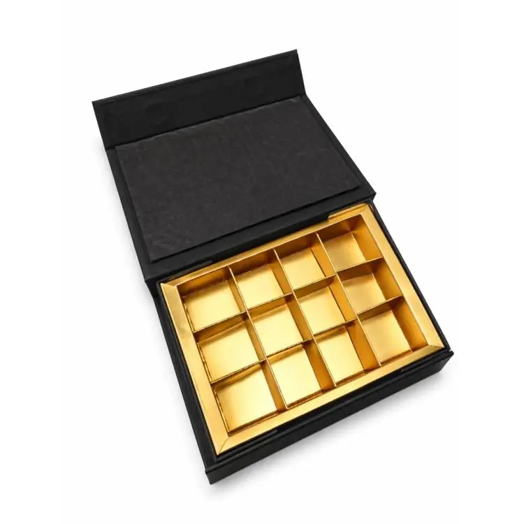 Vysoce Kvalitní Krabička na 12 ks pralinek s magnetem černá (17,5 x 12,5 x 4 cm)