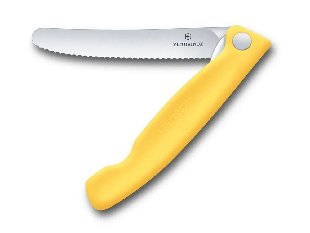 Značkový Skládací svačinový nůž Victorinox Swiss Classic vroubkované ostří 11 cm žlutý VICTORINOX